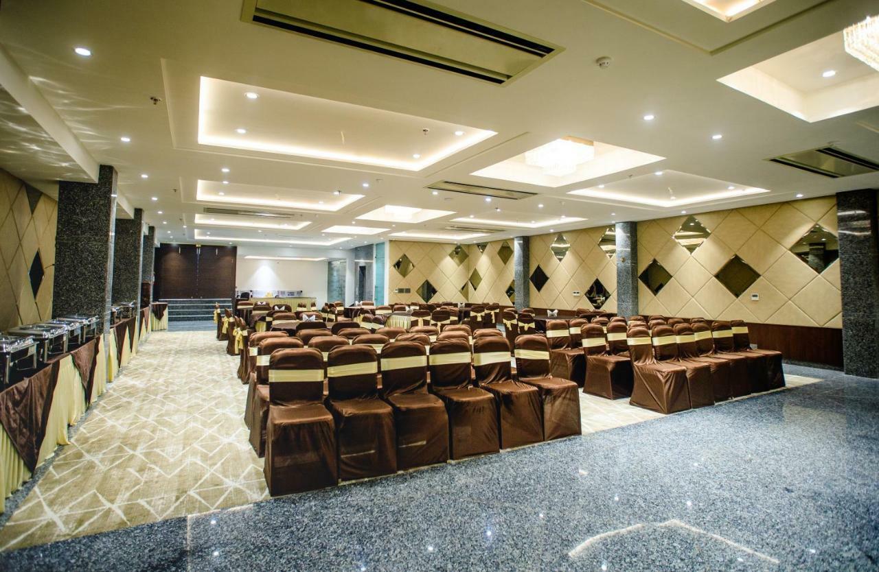 Hotel Square, India Agra (Uttar Pradesh)